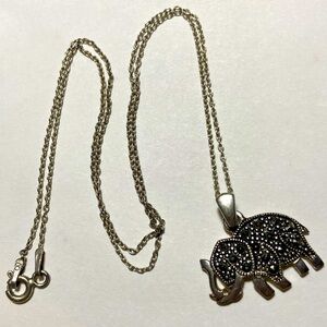 925 LA Sterling Silver & Marcasite ELEPHANT Pendant Necklace on 18” Chain Italy